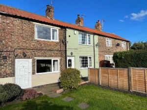 3 PASTURE VIEW, BROMPTON