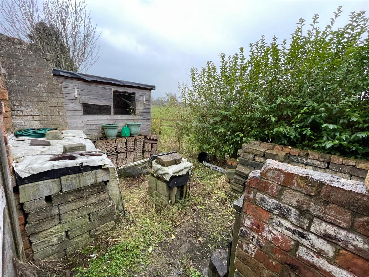 2 BIRKBY COTTAGE