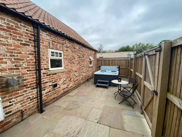 The Granary, Manor House Farm