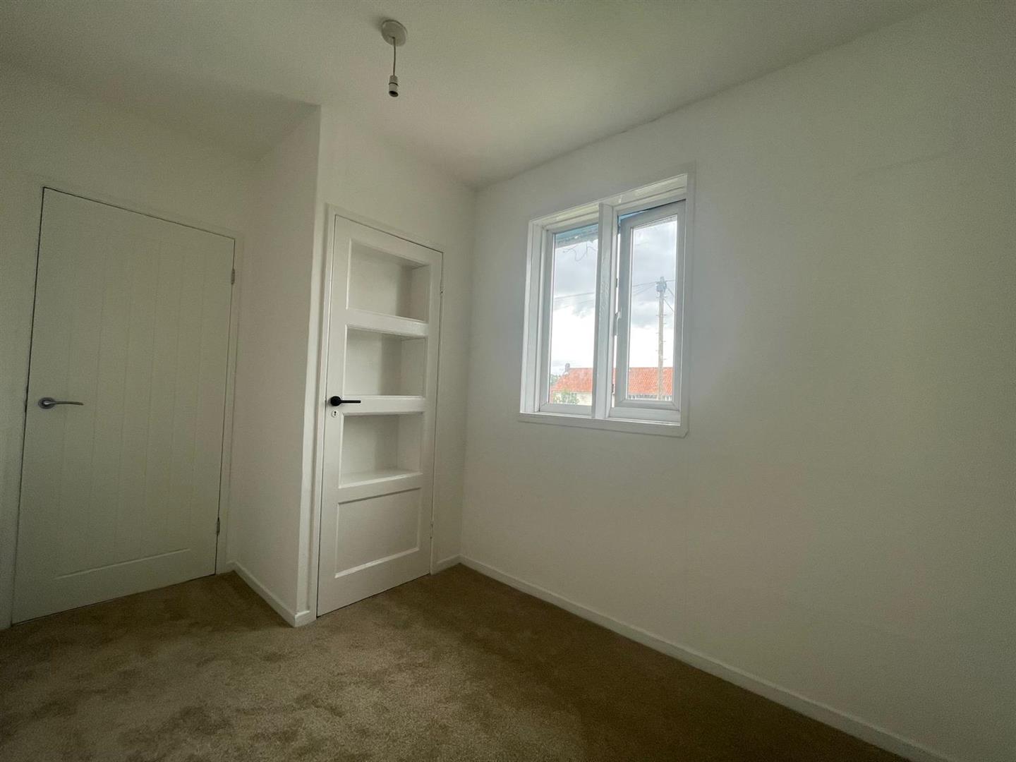 5 & 6 Paterson Crescent