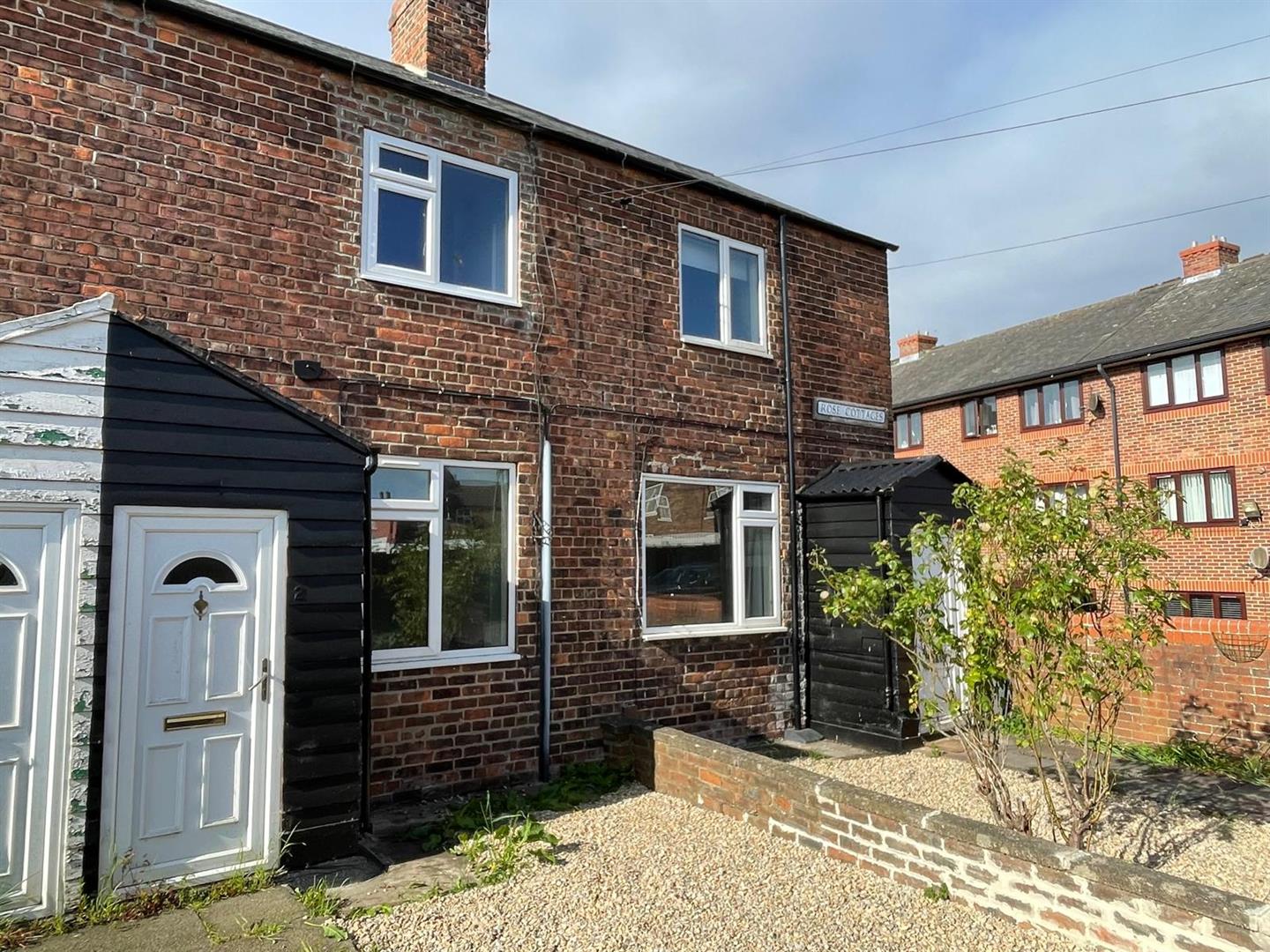 2 Rose Cottages